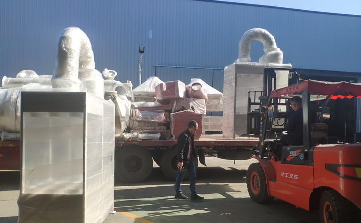 除塵設備裝車中