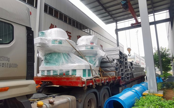 濱州年產(chǎn)8萬噸秸稈顆粒機(jī)生產(chǎn)線設(shè)備發(fā)貨 濱州年產(chǎn)8萬噸秸稈顆粒機(jī)生產(chǎn)線設(shè)備發(fā)貨