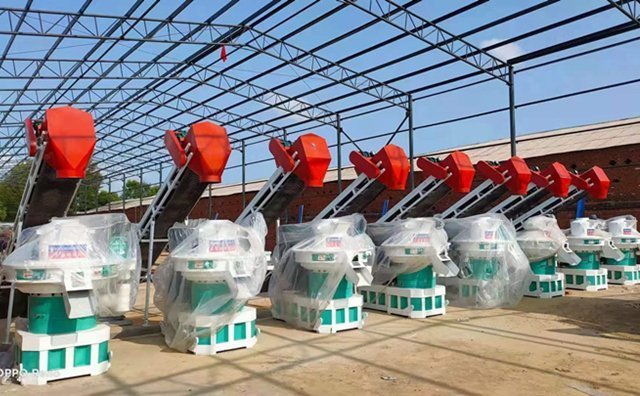 秸稈制粒機(jī)生物質(zhì)顆粒燃料加工廠 秸稈制粒機(jī)生物質(zhì)顆粒燃料加工廠