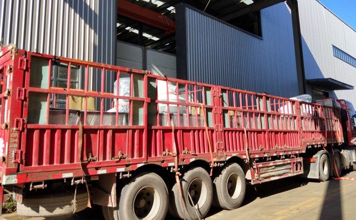 2臺132kw花生殼顆粒機發往山東菏澤，總的年產量可達5000-6000噸