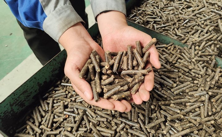 顆粒機(jī)的生物質(zhì)燃料 顆粒機(jī)的生物質(zhì)燃料