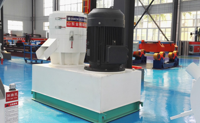 小型秸稈顆粒機車間圖片